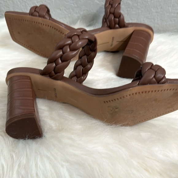 Dolce Vita Block Heels - Picture 4 of 5